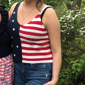 3/$30 - American flag sleeveless shirt